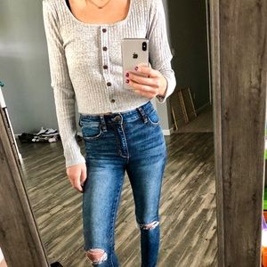 Long sleeve crop top